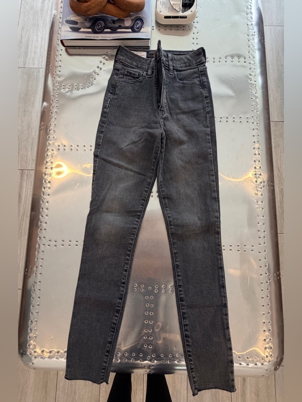 GAP High-Rise Slim Jeans in Washed Black
